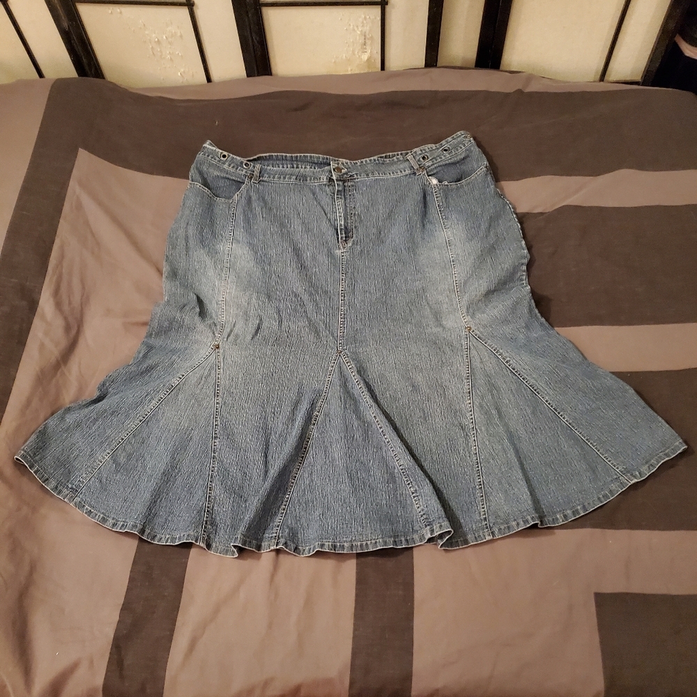 Goddess Jeans Denim Skirt Size 32